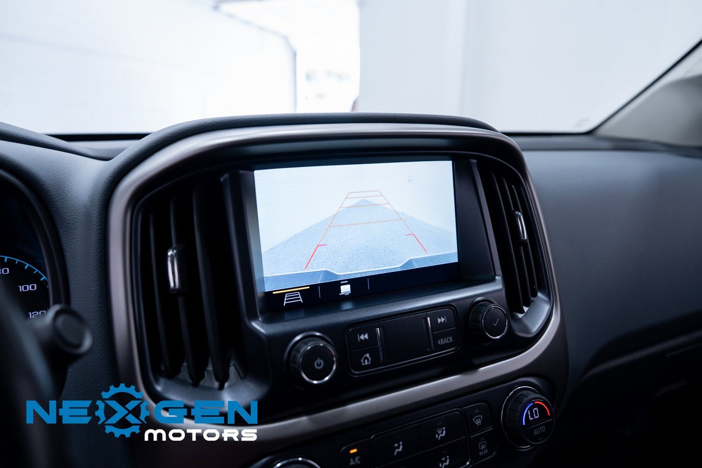 Used 2021 Chevrolet Colorado Z71 image 35