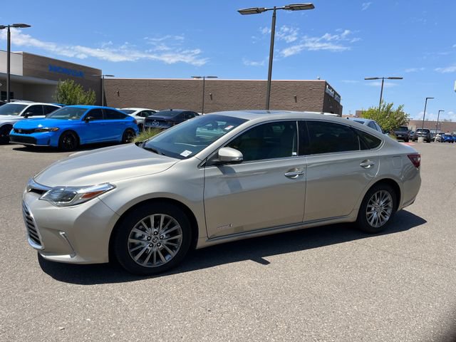 Used 2016 Toyota Avalon Limited w/ Toyota Safety Sense Package