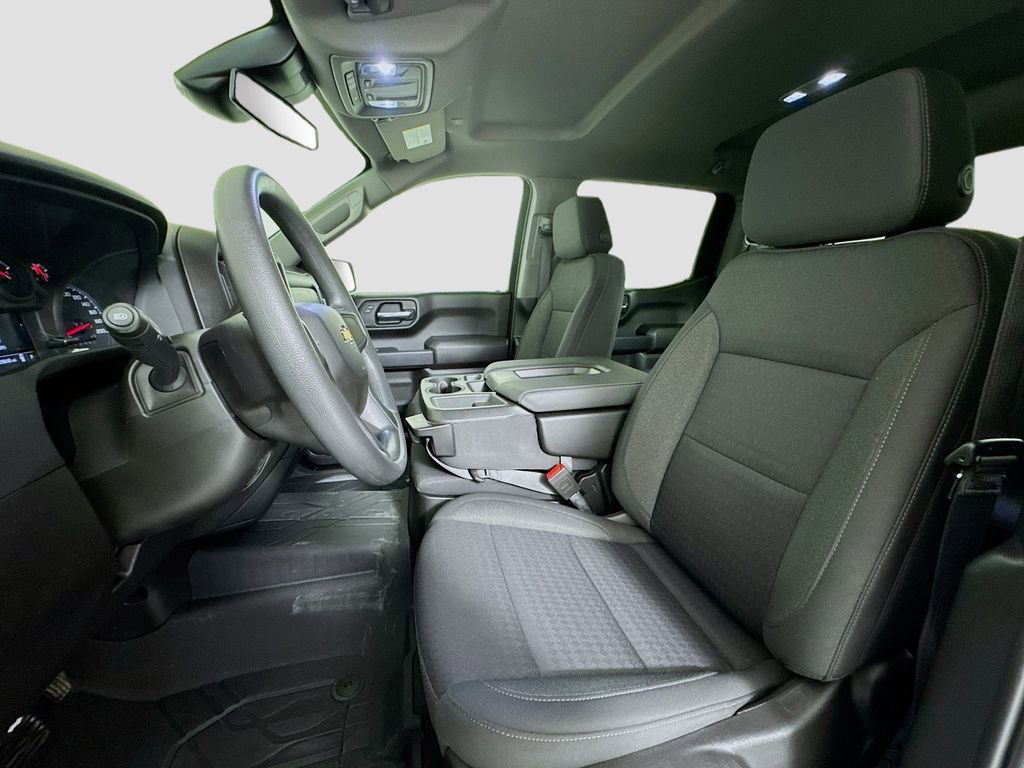 Used 2023 Chevrolet Silverado 1500 Custom image 9