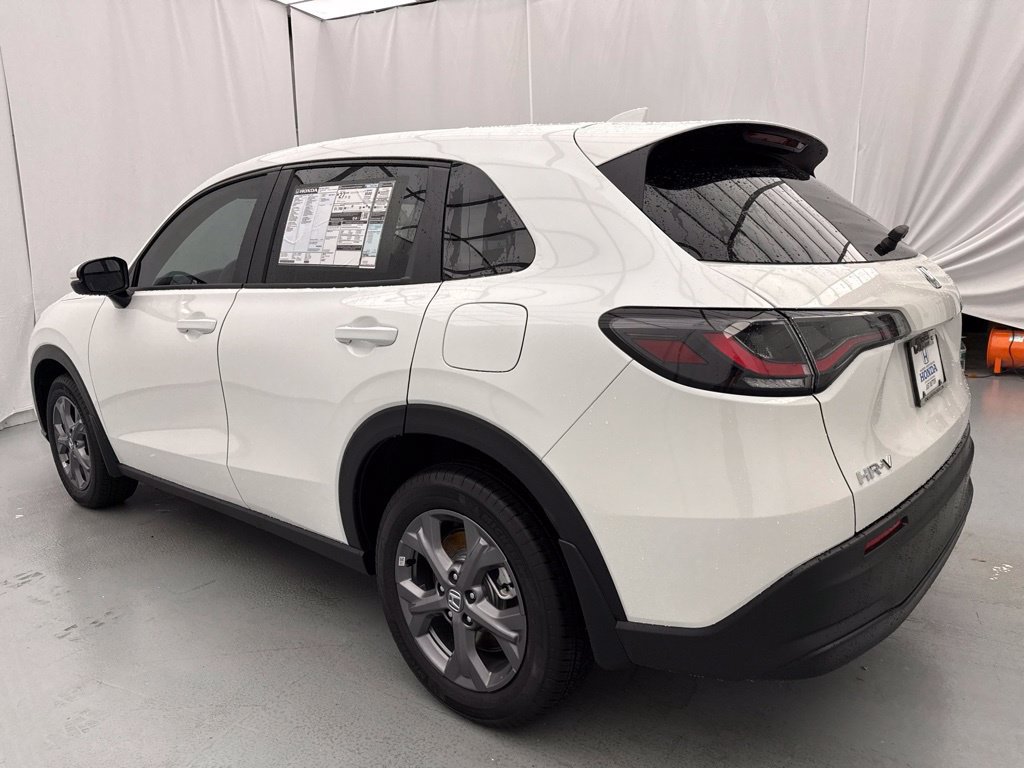 New 2027 Honda HR-V LX image 5