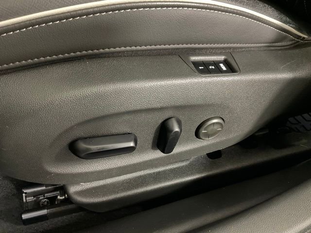 Used 2020 Buick Regal Avenir FWD image 28