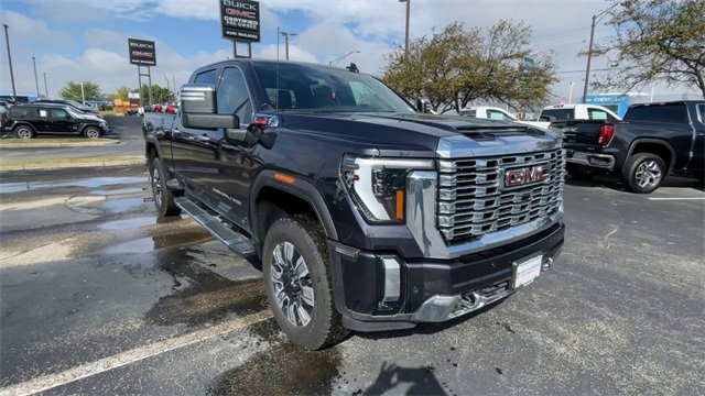 New 2025 GMC Sierra 2500 Denali image 4