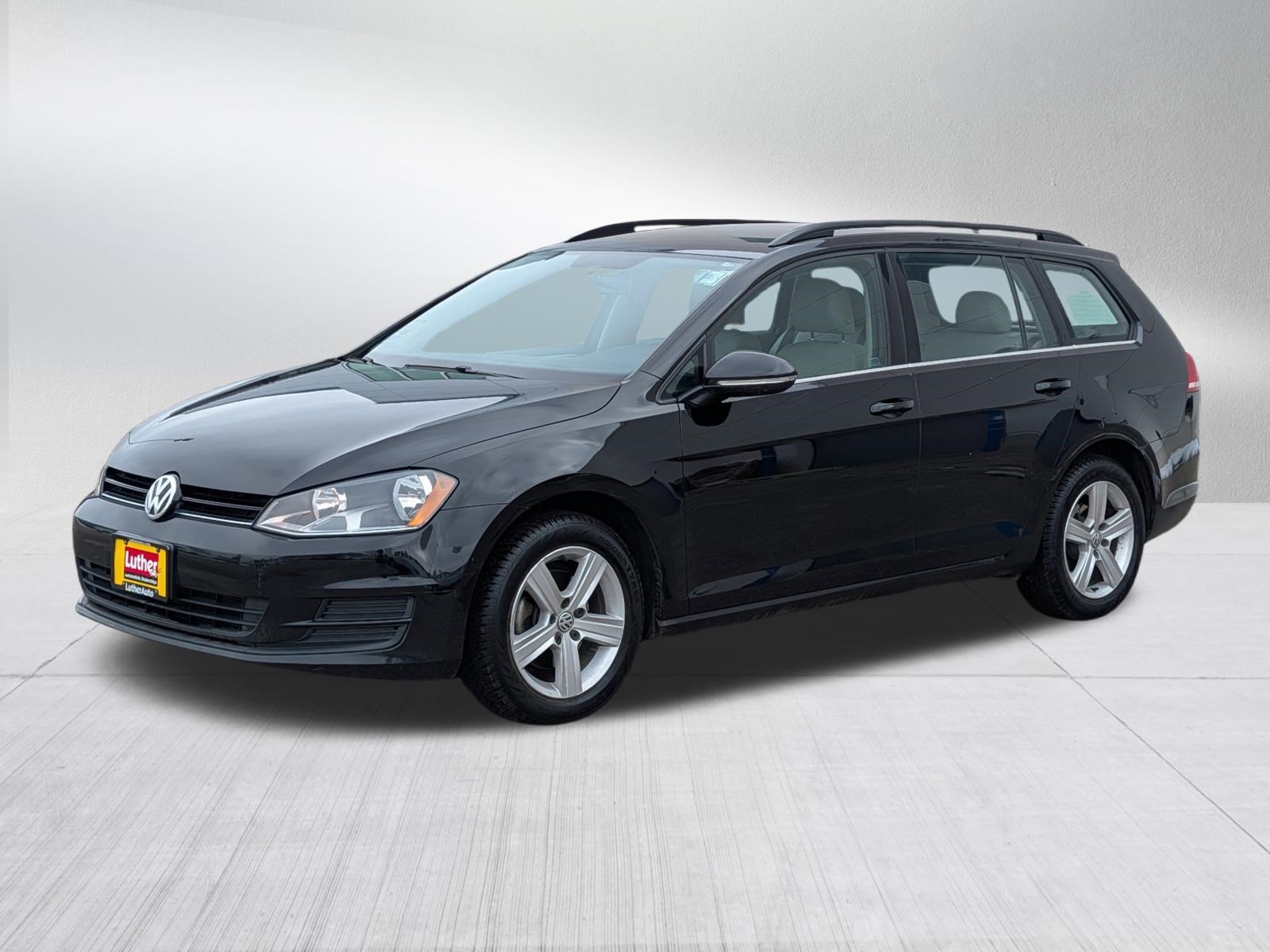 Used 2015 Volkswagen Golf TDI S image 3