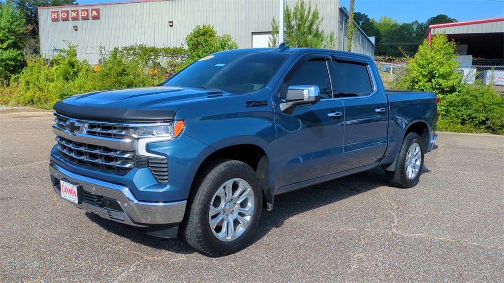 Used 2024 Chevrolet Silverado 1500 LTZ