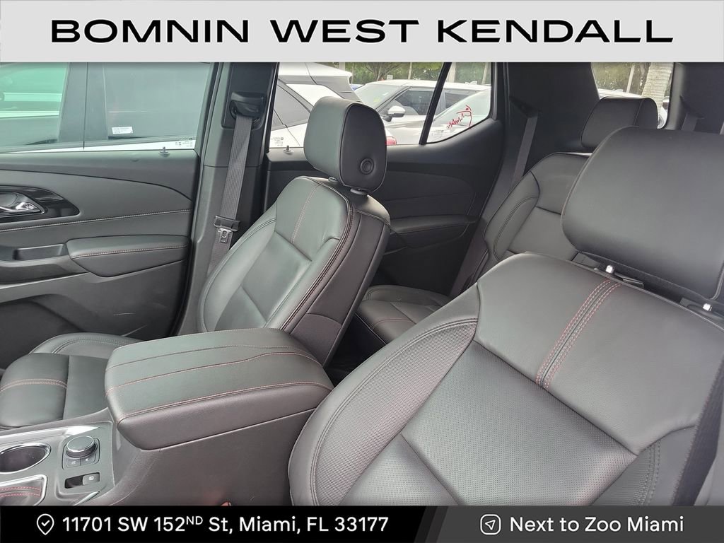 Used 2024 Chevrolet Traverse RS image 4