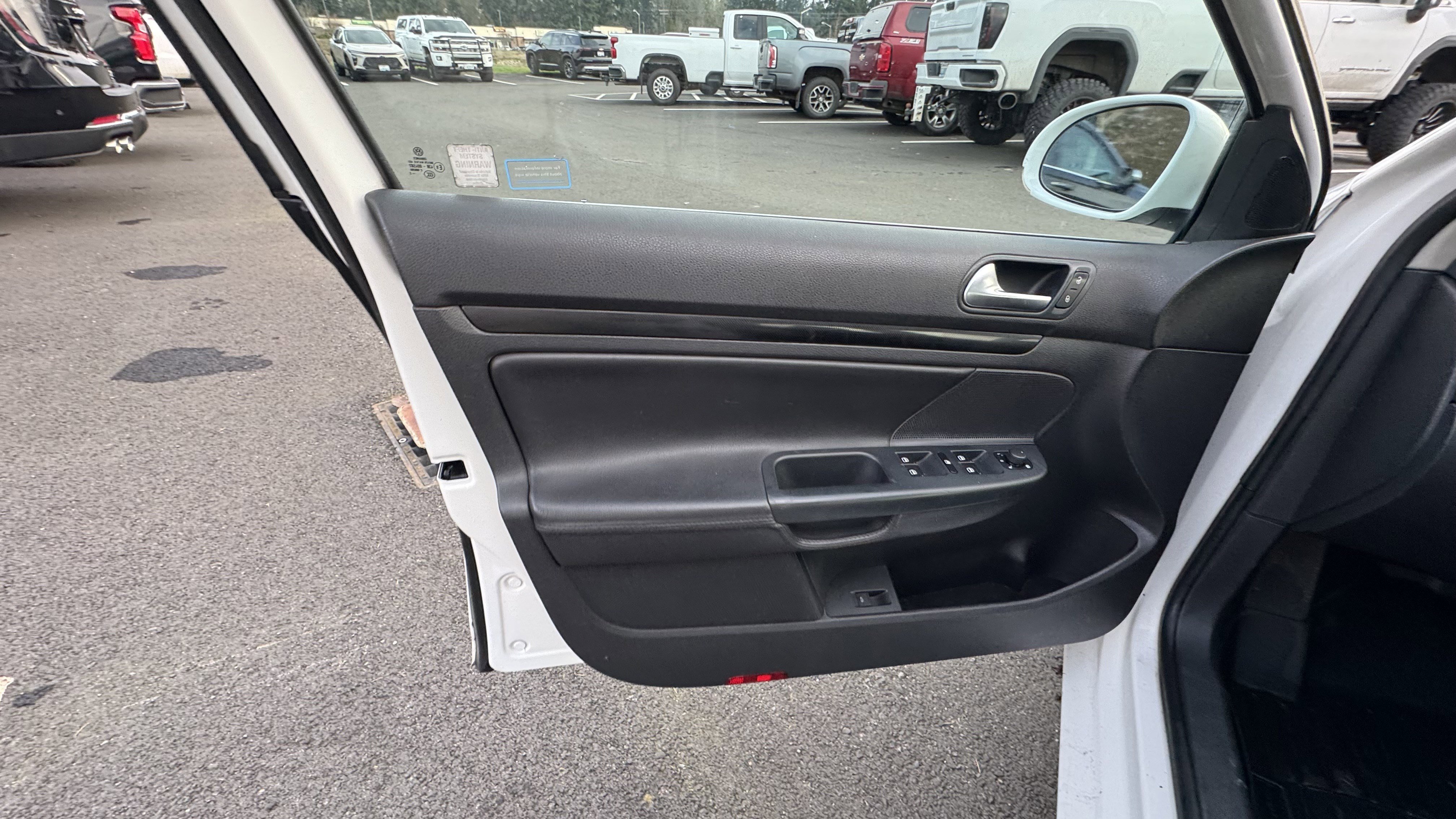 Used 2012 Volkswagen Jetta TDI image 14