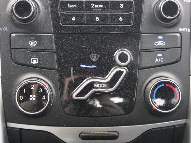 Used 2013 Hyundai Sonata SE FWD image 22