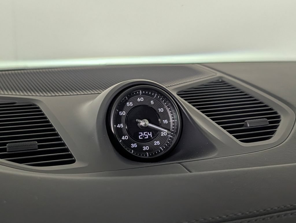 New 2026 Porsche Cayenne GTS AWD/4WD image 31