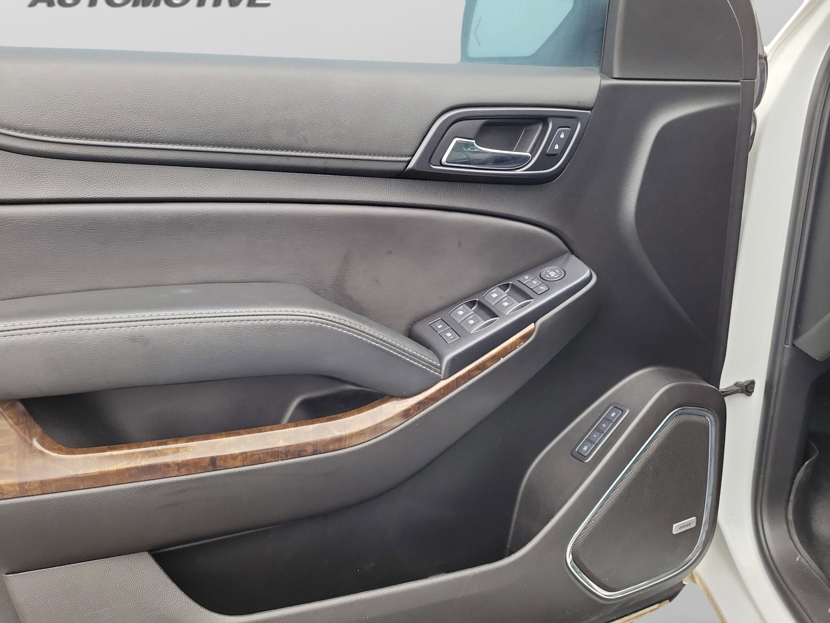 Used 2019 Chevrolet Suburban LT image 23