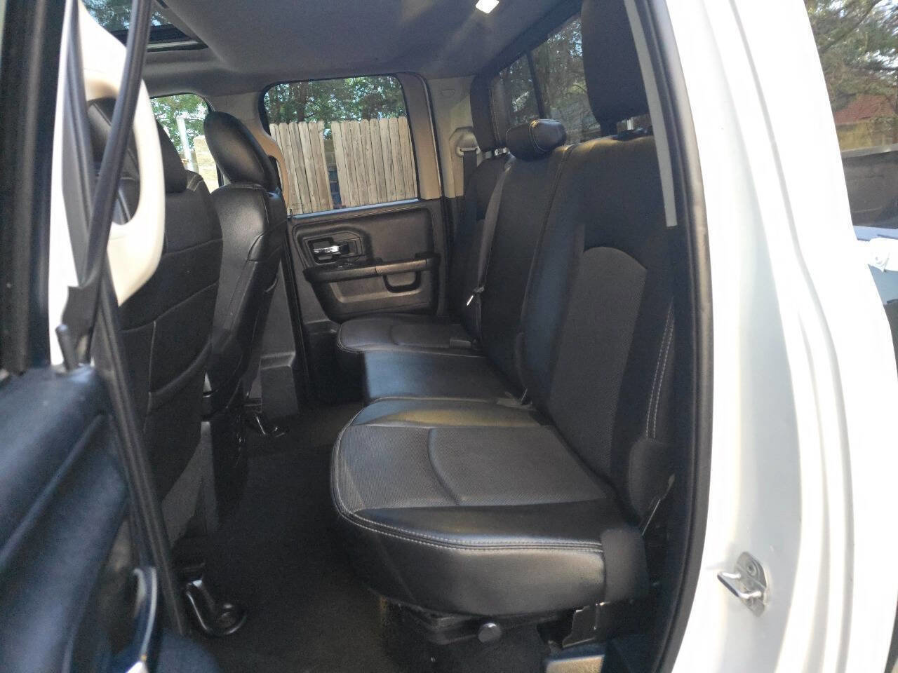 Used 2015 RAM 1500 Sport w/ Sport Premium Group AWD/4WD image 18