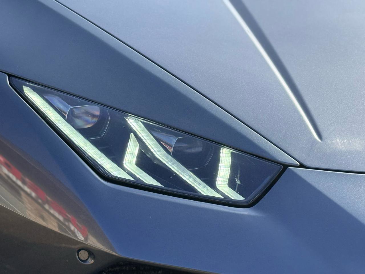 Used 2021 Lamborghini Huracan EVO image 21