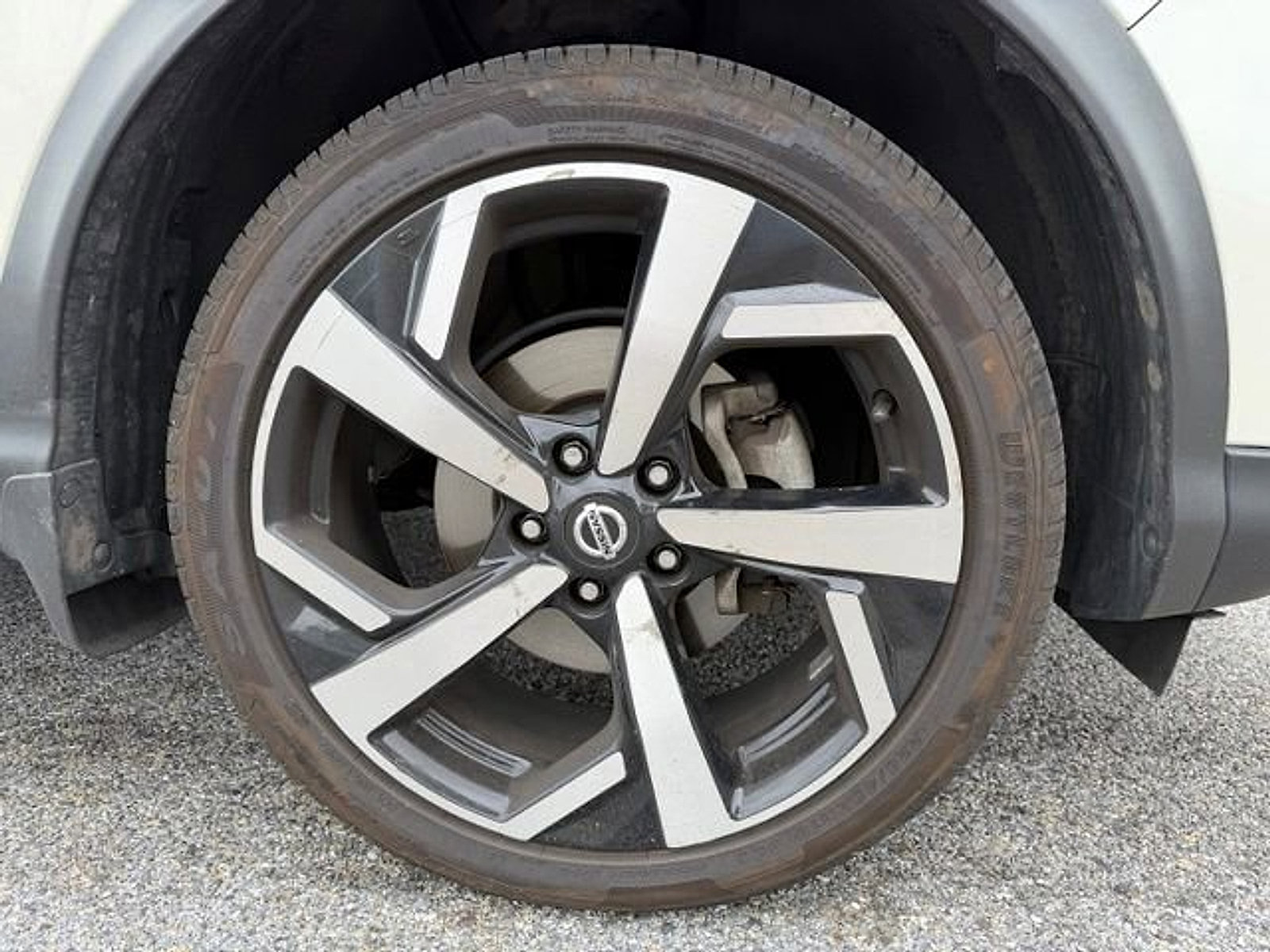 Used 2020 Nissan Rogue Sport SL w/ Premium Package AWD/4WD image 23