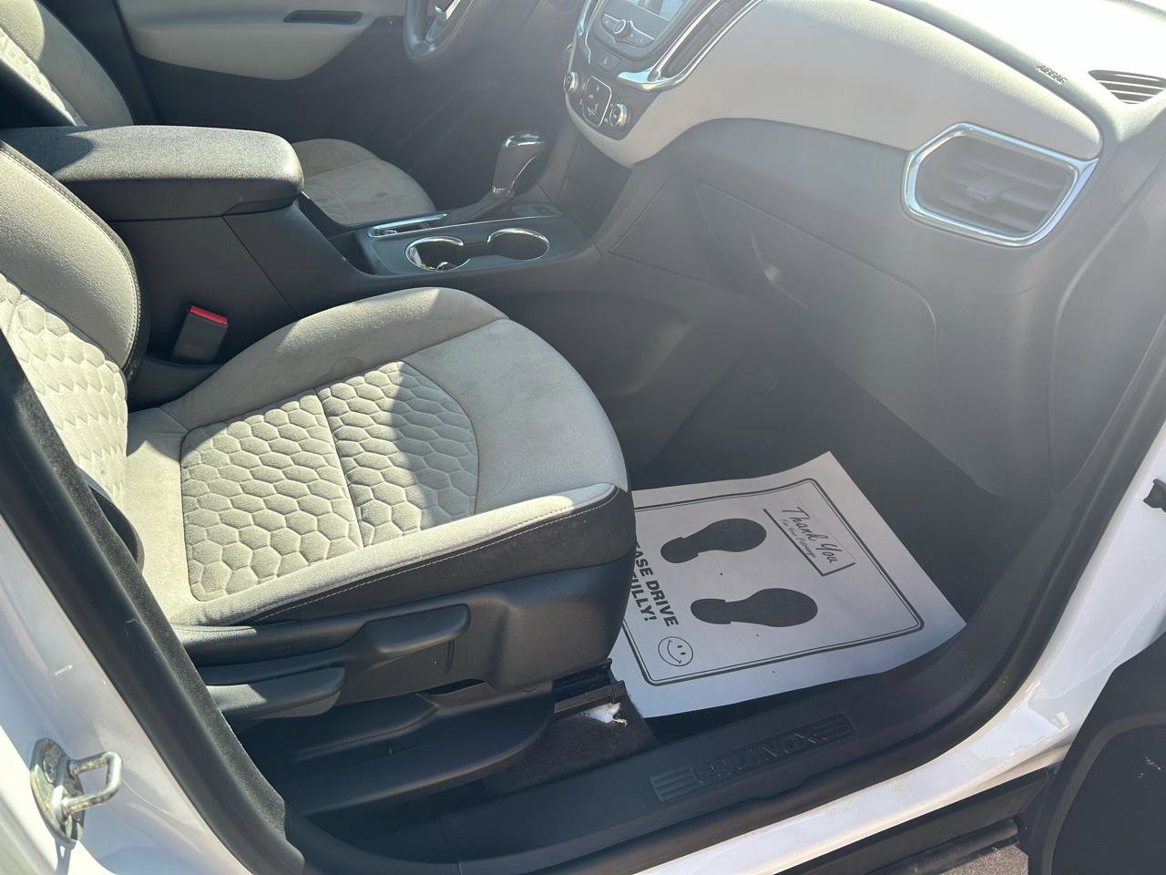 Used 2019 Chevrolet Equinox LT AWD/4WD image 12