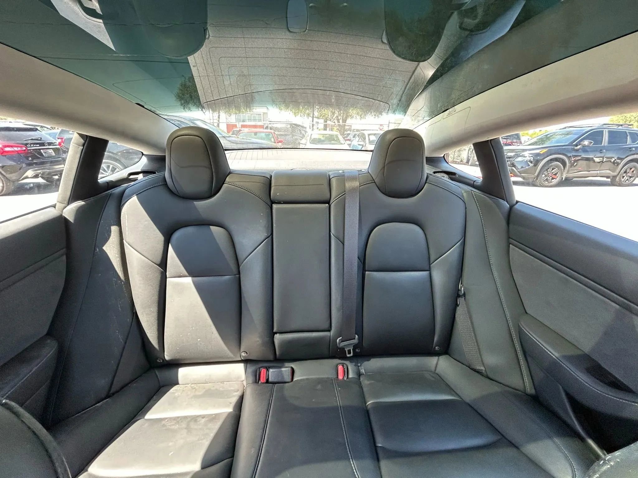 Used 2019 Tesla Model 3 Standard Range image 16