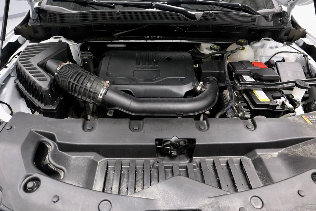 Used 2025 Chevrolet Blazer LT AWD/4WD image 17