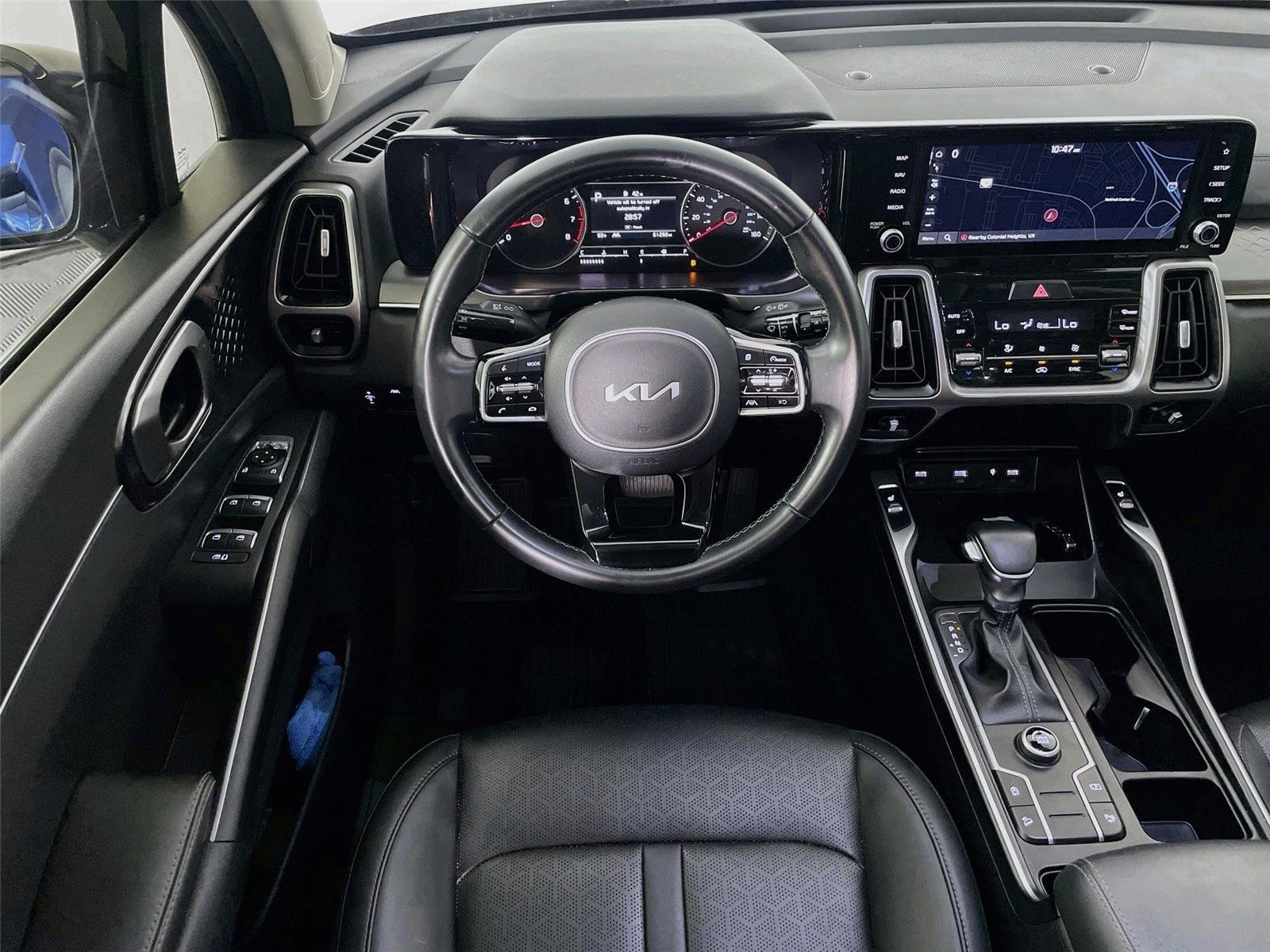 Used 2023 Kia Sorento S w/ Panoramic Sunroof Package FWD image 26