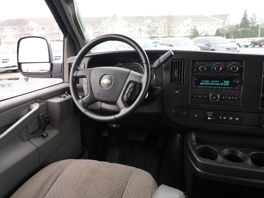 Used 2022 Chevrolet Express 3500 LS RWD image 26