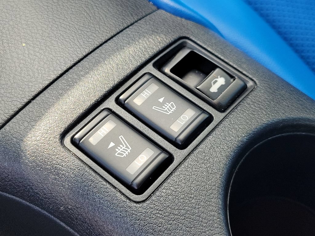 Certified 2024 Nissan Z Performance w/ Floor Mat Package RWD image 23