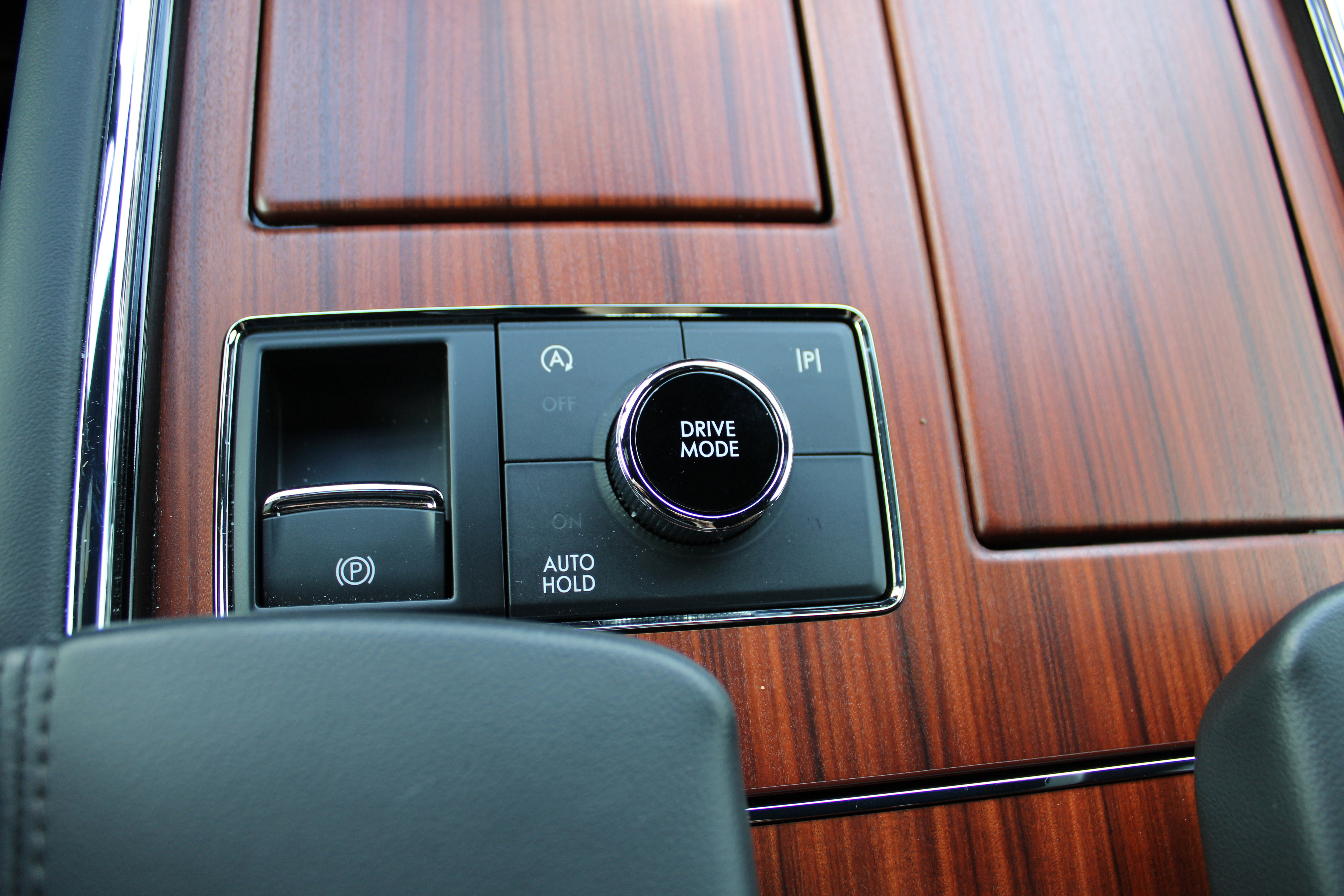 Used 2024 Lincoln Navigator Reserve AWD/4WD image 28
