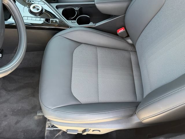 Used 2024 Kia Niro EX FWD image 15