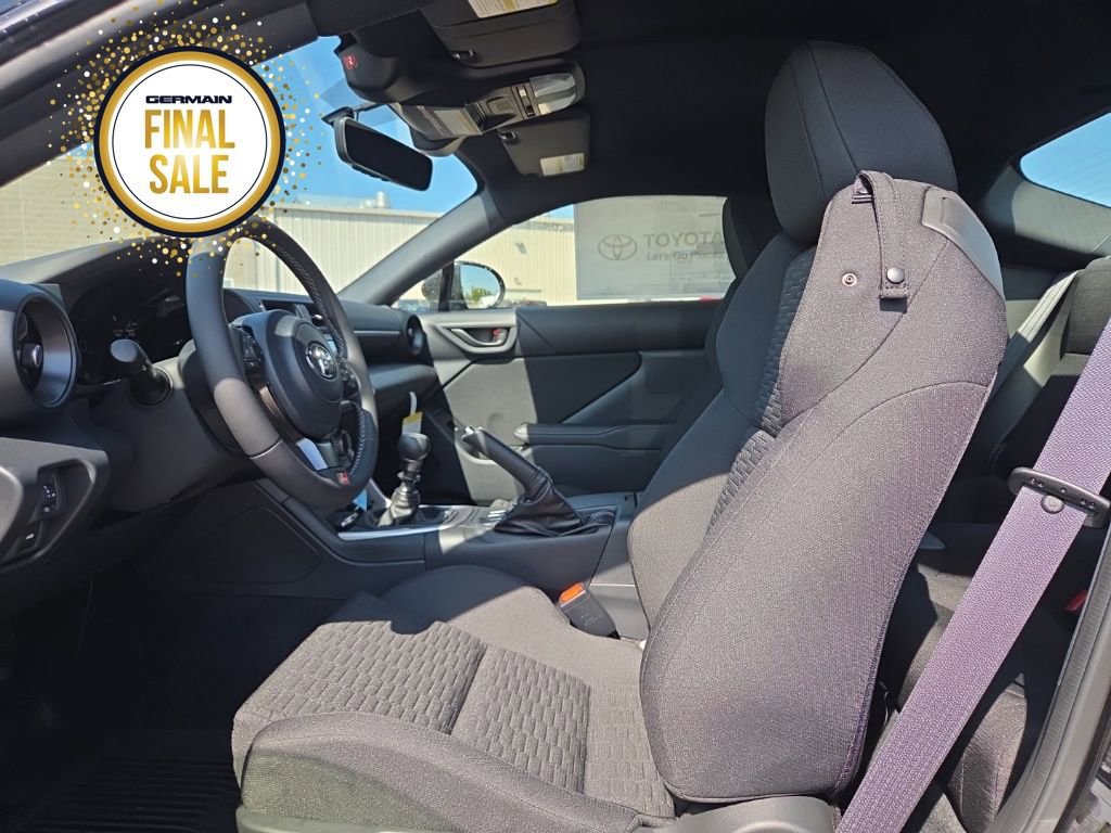 New 2025 Toyota GR86 image 18