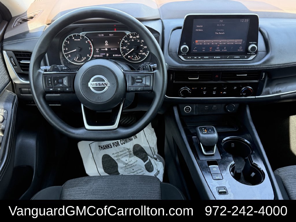 Used 2021 Nissan Rogue S FWD image 11