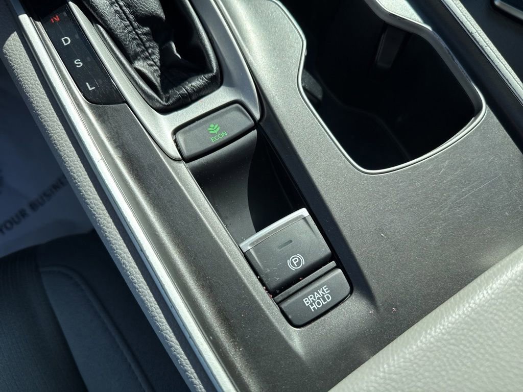 Used 2018 Honda Accord LX image 21