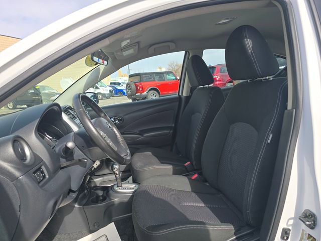 Used 2017 Nissan Versa SV w/ SV Special Edition Package image 13