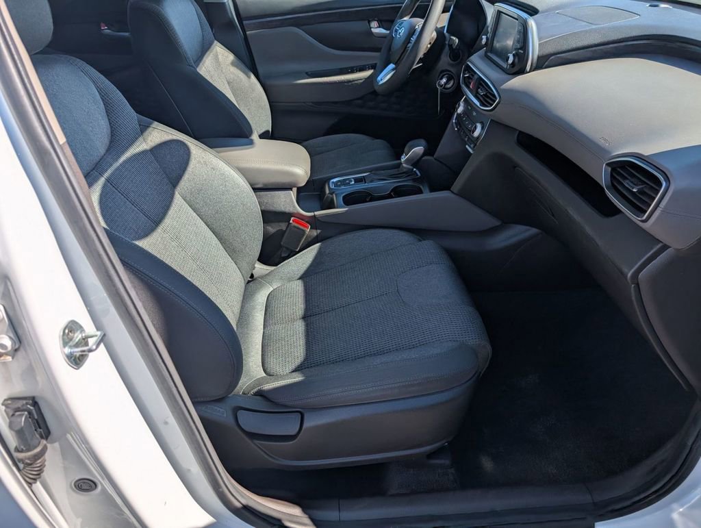 Used 2020 Hyundai Santa Fe SE image 41