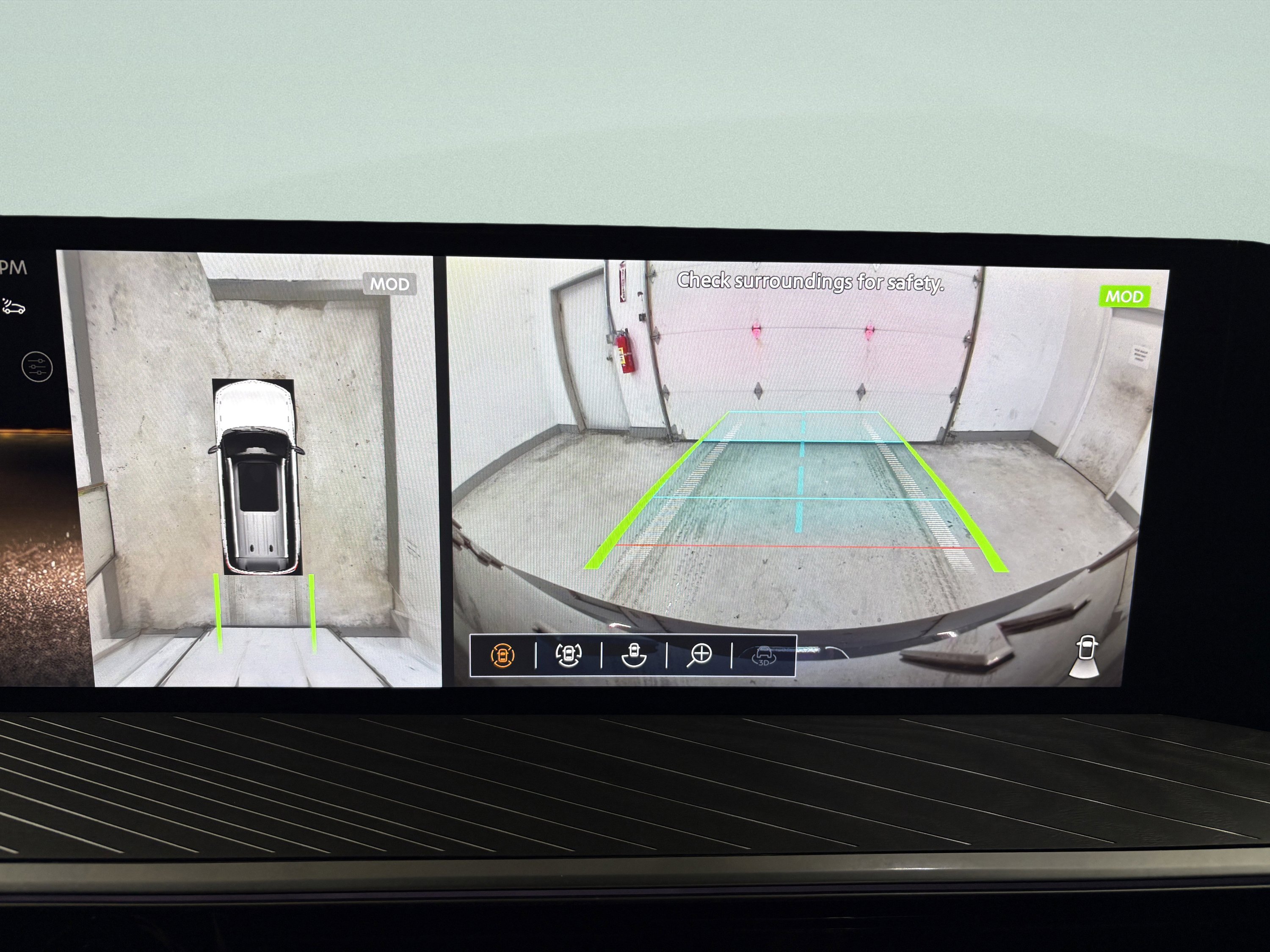 Used 2025 INFINITI QX80 Autograph image 9