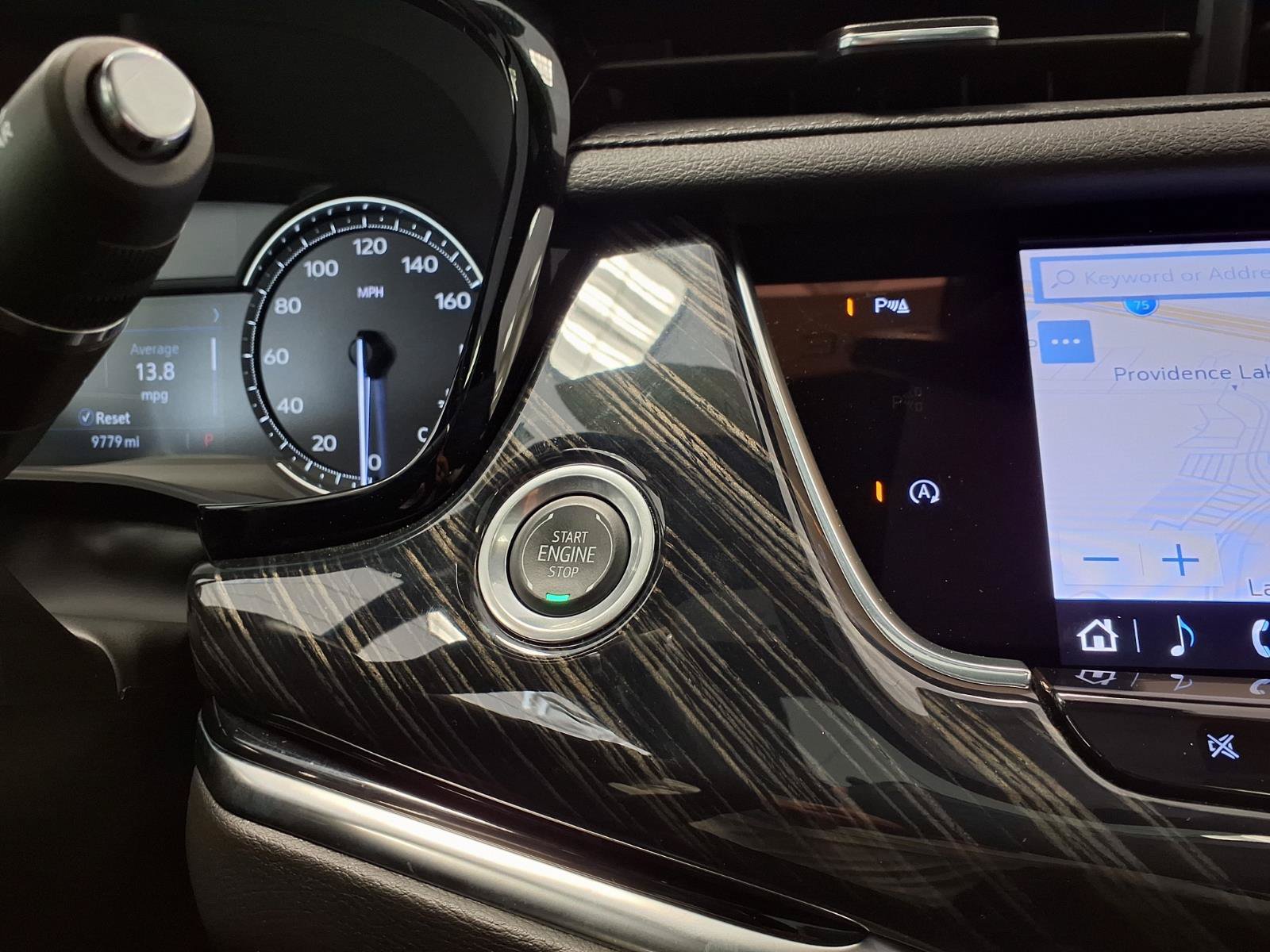 Certified 2025 Cadillac XT6 Premium Luxury FWD image 27