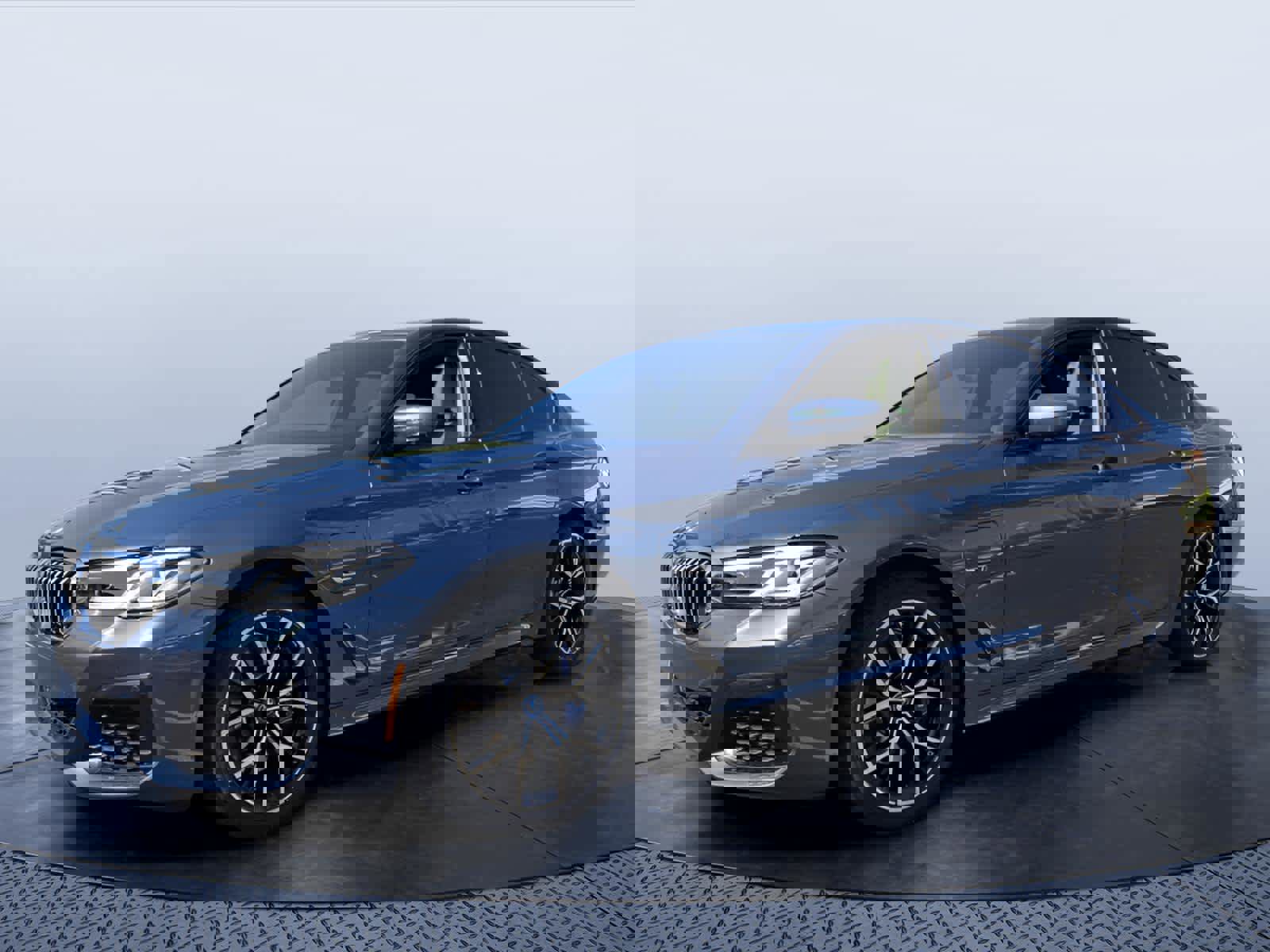 Certified 2023 BMW 530e w/ M Sport Package RWD image 2