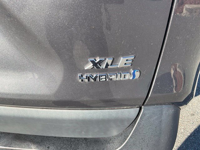 Used 2024 Toyota RAV4 XLE AWD/4WD image 8