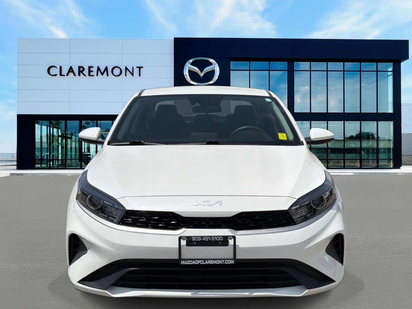 Used 2023 Kia Forte LXS FWD image 2