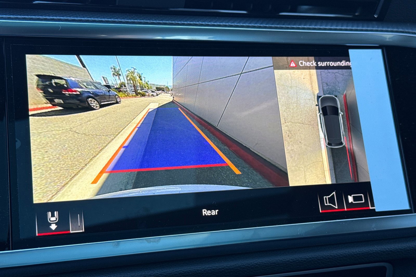 New 2025 Audi Q3 2.0T Premium Plus image 16