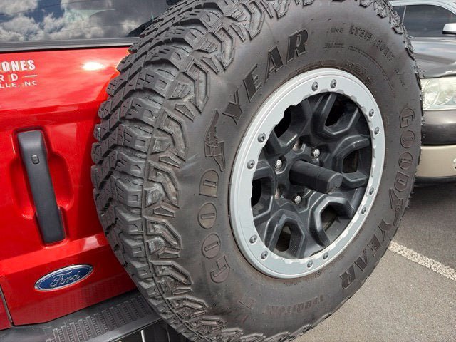 Certified 2023 Ford Bronco Badlands w/ Sasquatch Package AWD/4WD image 9