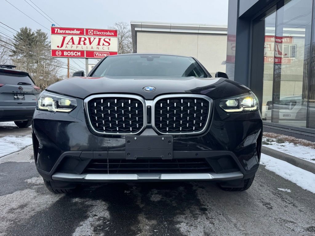 Used 2023 BMW X4 xDrive30i w/ Premium Package image 9