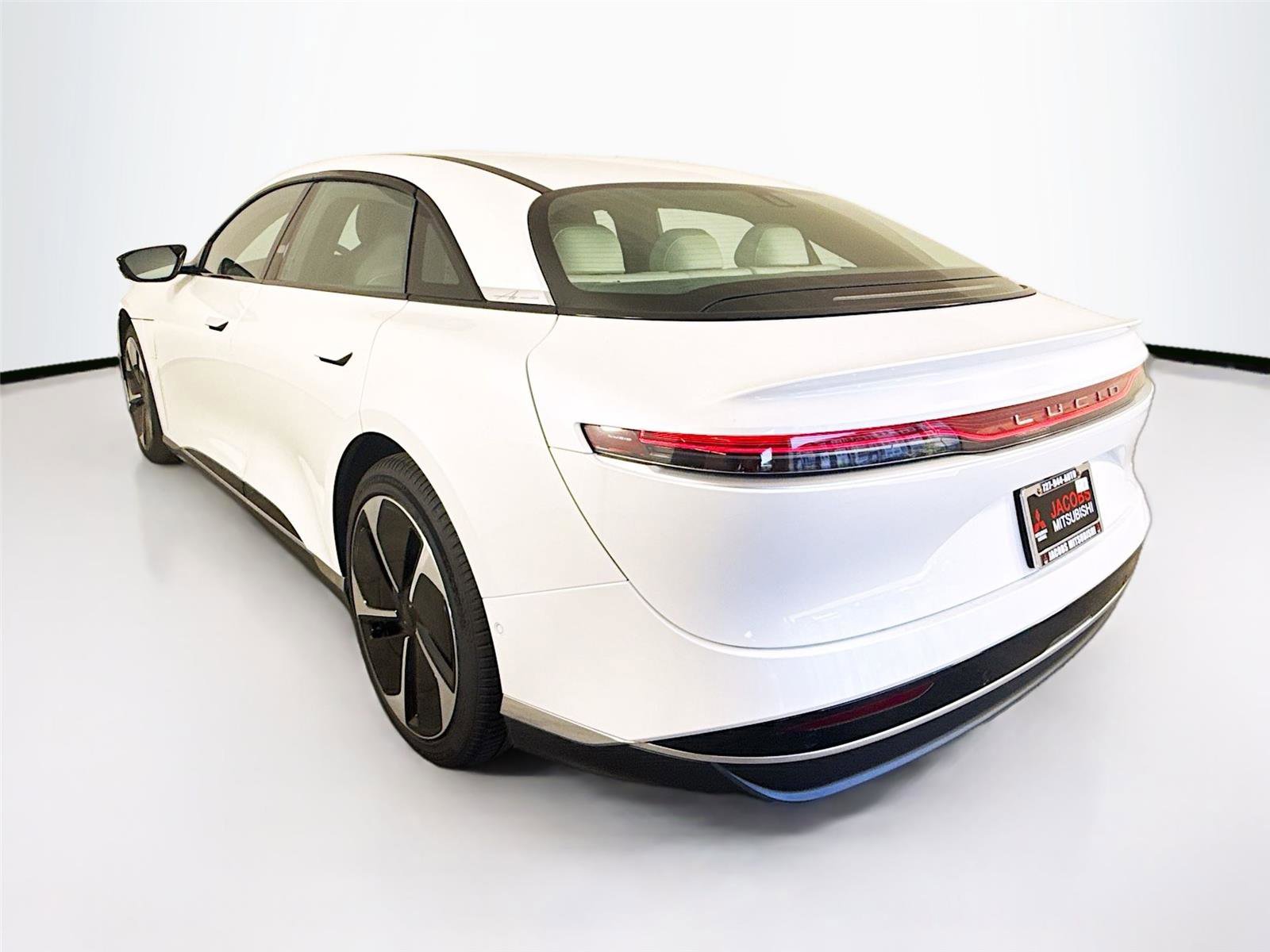 Used 2023 Lucid Air Touring image 13