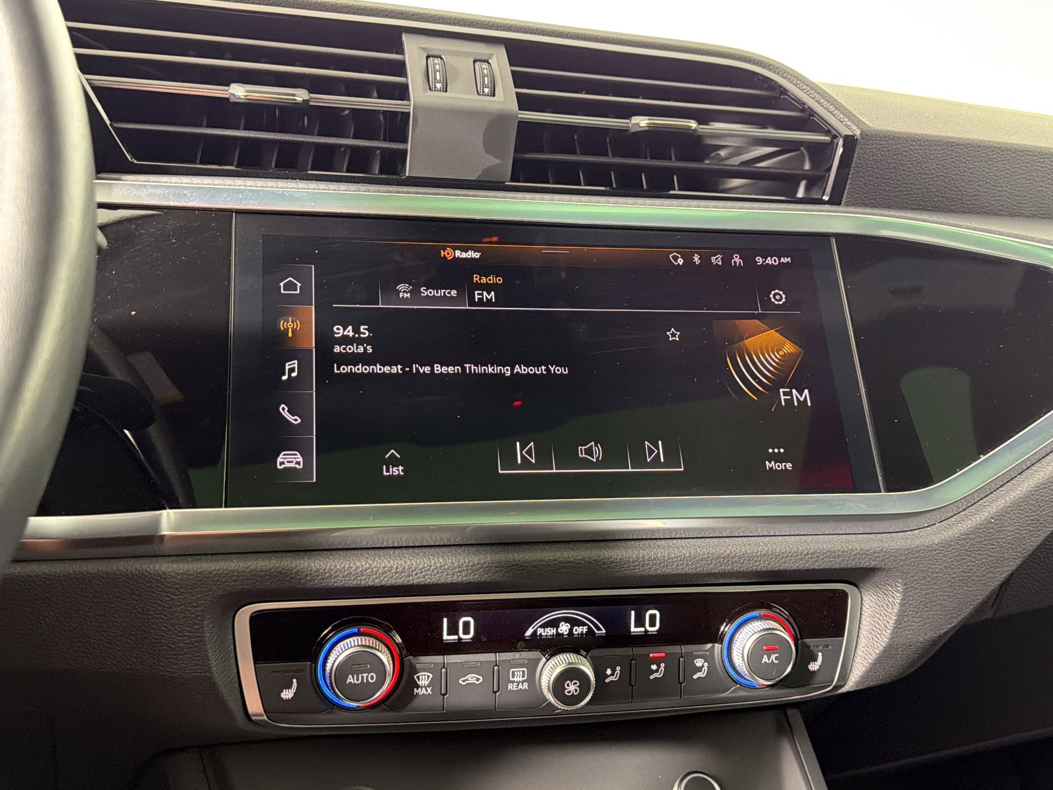 Used 2024 Audi Q3 2.0T Premium Plus w/ Premium Plus Package image 24