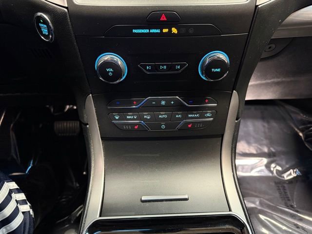 Used 2019 Ford Edge SEL w/ Equipment Group 201A AWD/4WD image 39