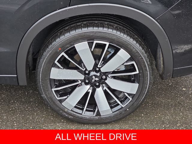 Used 2025 Mitsubishi Outlander AWD image 39