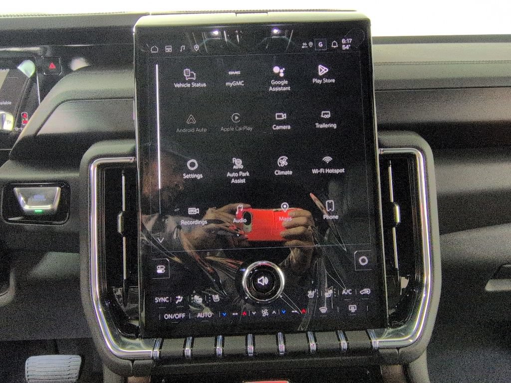 New 2026 GMC Yukon Denali AWD/4WD image 13
