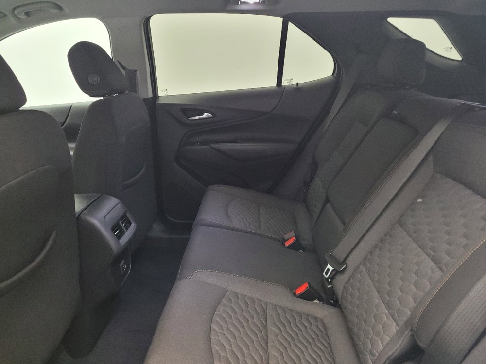 Used 2021 Chevrolet Equinox LT image 18