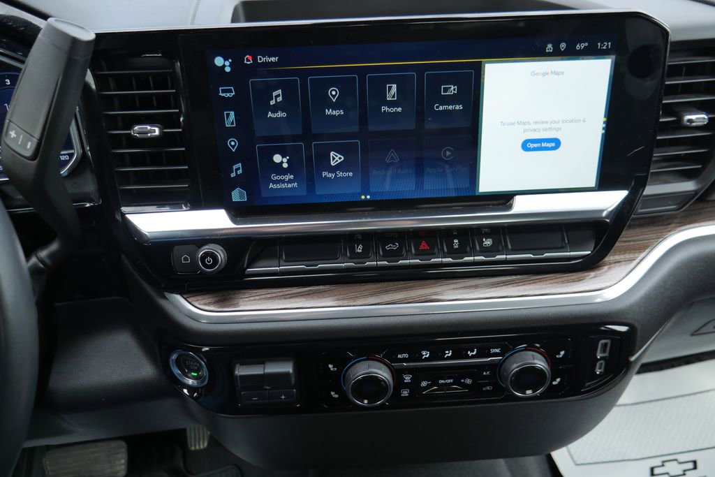 Used 2025 Chevrolet Silverado 2500 LT w/ Convenience Package image 16