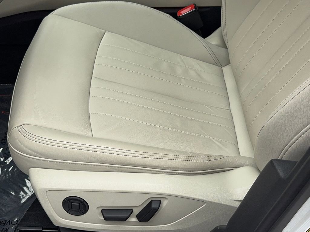 Used 2025 Audi A6 2.0T Premium w/ Convenience Plus Package image 39