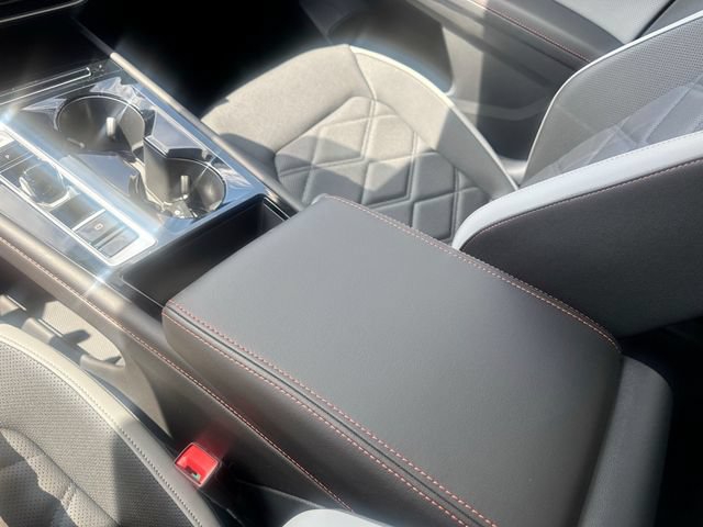 New 2026 Volkswagen Atlas Peak Edition AWD/4WD image 23
