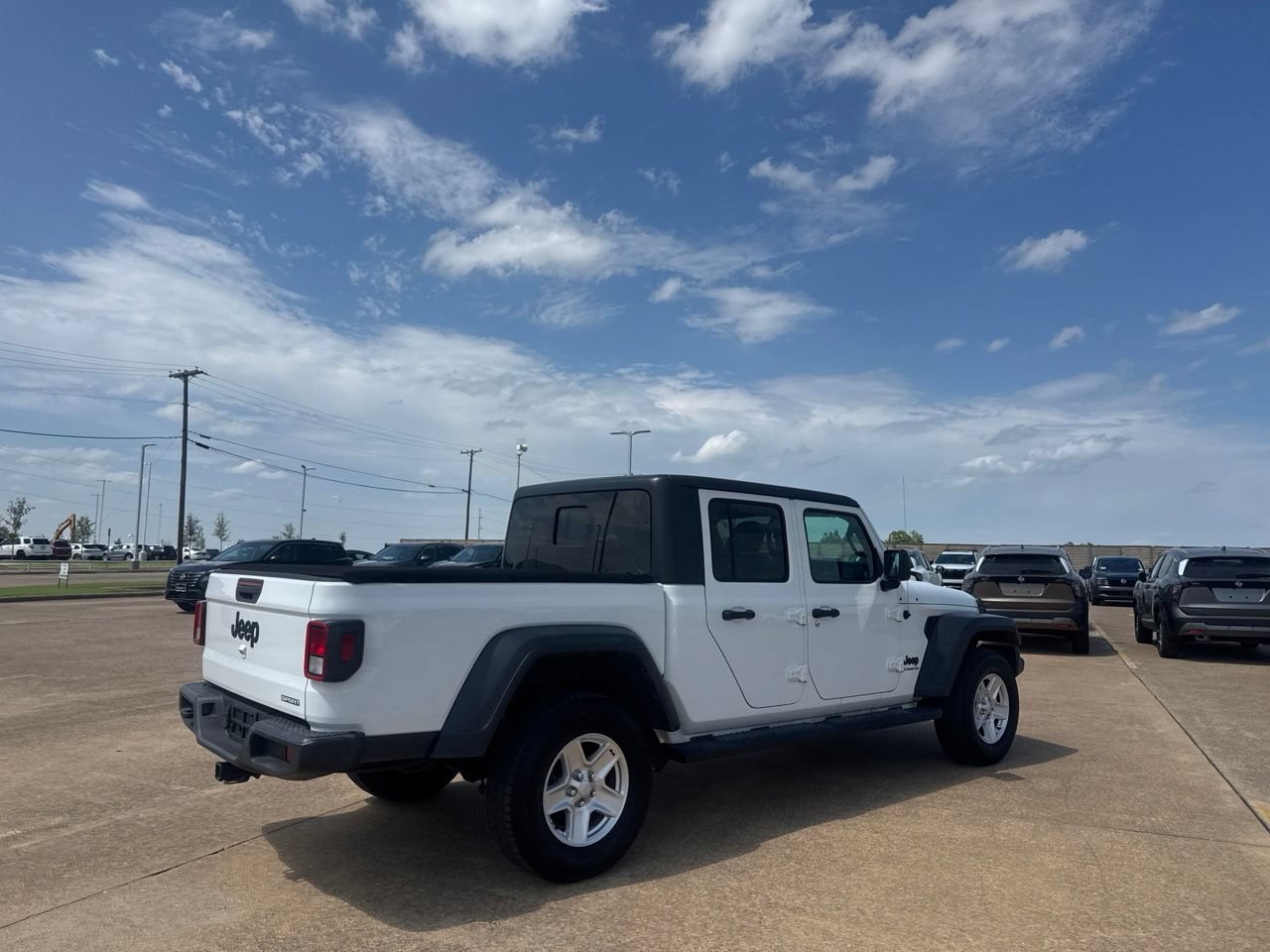 Used 2020 Jeep Gladiator Sport w/ Quick Order Package 24S AWD/4WD image 21