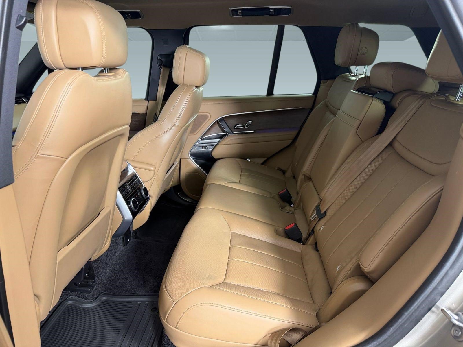 Used 2024 Land Rover Range Rover SE AWD/4WD image 22