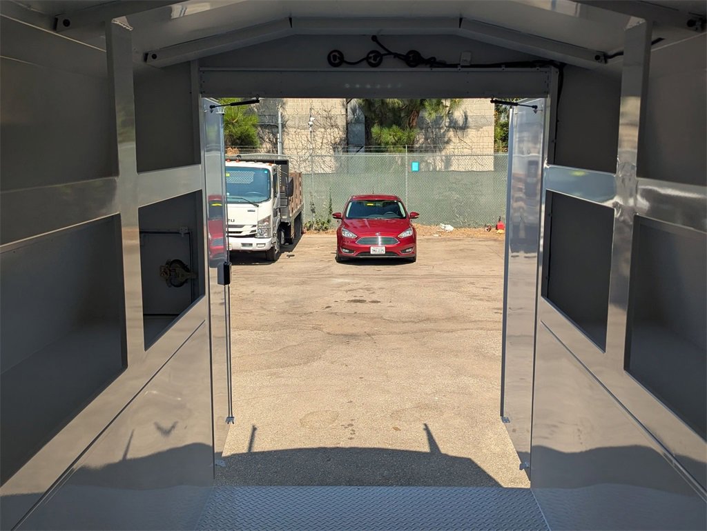 New 2025 GMC Savana 3500 Work Van w/ Power Convenience Package image 18