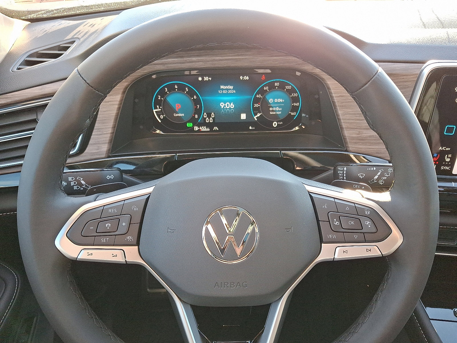 New 2025 Volkswagen Atlas SEL Premium R-Line image 10